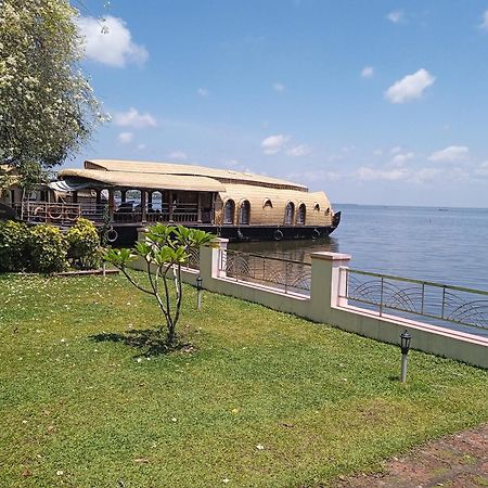 Aqua Castle Houseboat - By Aqua Jumbo Houseboats Hotel Alappuzha Luaran gambar