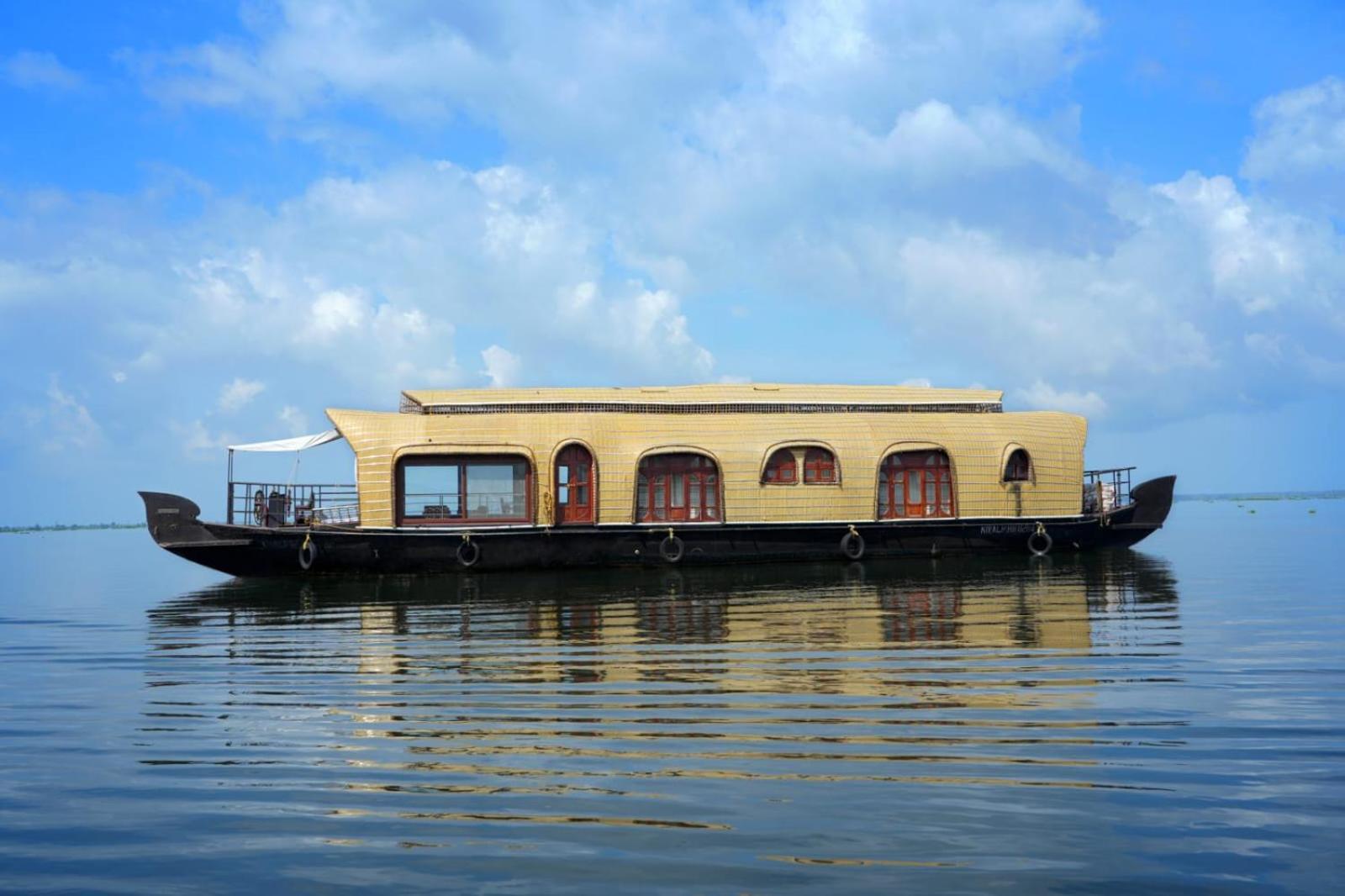 Aqua Castle Houseboat - By Aqua Jumbo Houseboats Hotel Alappuzha Luaran gambar