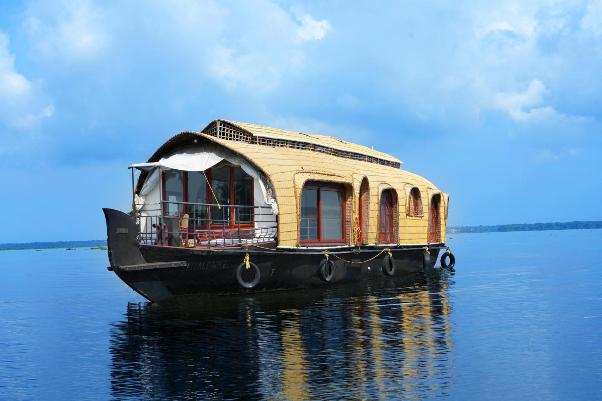 Aqua Castle Houseboat - By Aqua Jumbo Houseboats Hotel Alappuzha Luaran gambar